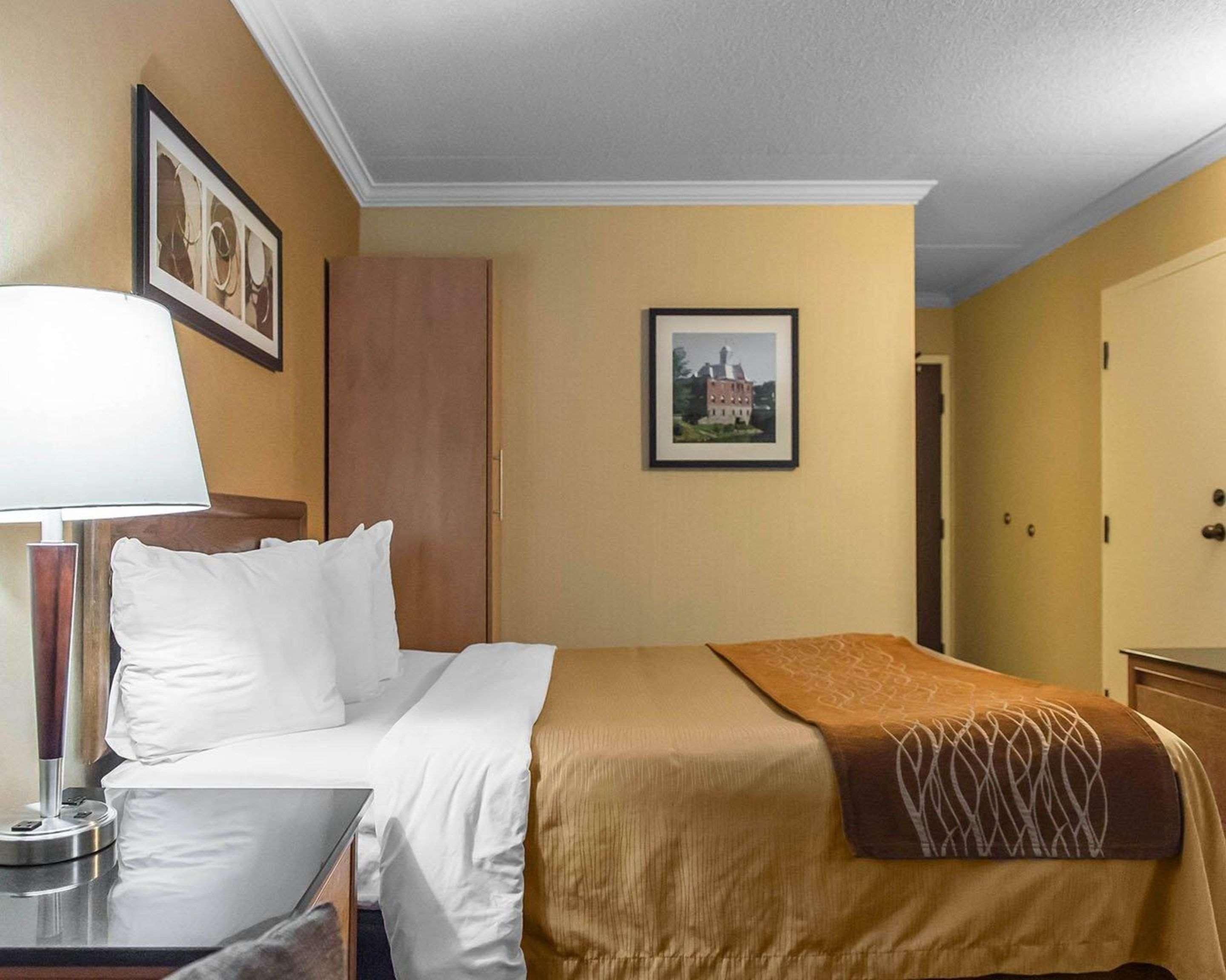 Comfort Inn Pembroke Exterior foto
